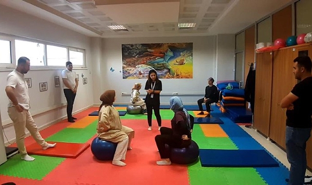 Gebe okulunda Baba adayları da eğitim alıyor! (video)