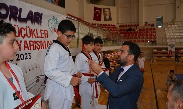 Tekvando küçükler grup müsabakalarında Şanlıurfalı sporcular yarıştı.