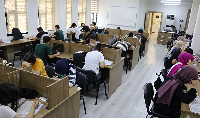 Öğrenciler için serin ders çalışma ortamı Karaköprü okuma evleri (video)