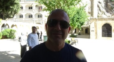 Yetkililerin dergahtan Çingenleri, falcıları ve seyyar satıcıları uzak tutmaları lazım