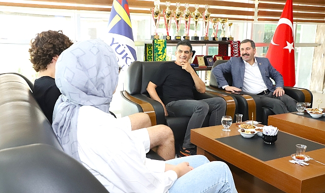 Baydilli YKS’ de dereceye giren öğrencileri ödüllendirdi