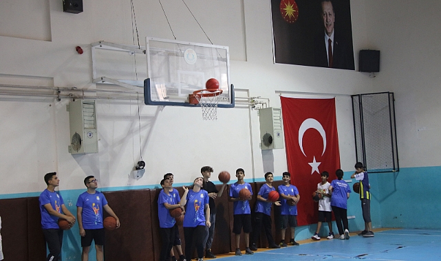 Geleceğin yıldız sporcuları Haliliye’de yetişiyor (video)