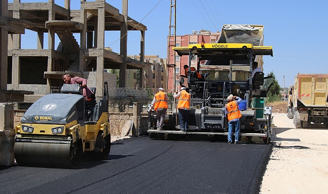 Haliliye’de sıcak asfalt çalışmaları devam ediyor (video)