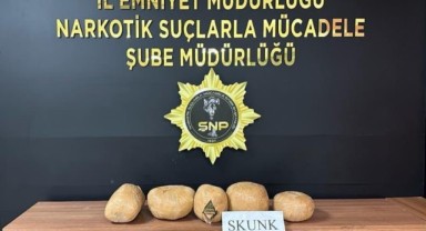Şanlıurfa'da 12 kilo sentetik uyuşturucu ele geçirildi
