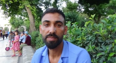 Hatay'da depremi yaşayan Güven Sual geldiği Şanlıurfa'da yaşadıklarını anlattı