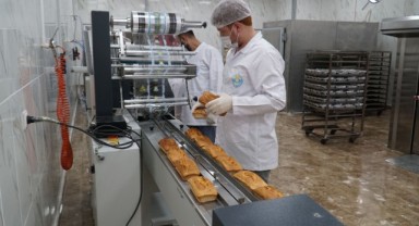 Ahmet Yesevi sosyal kompleksinde glutensiz ekmek üretimi başladı (video)