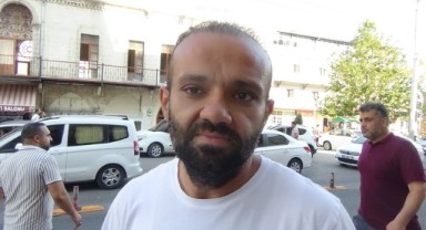 Araçların kaldırımlara park edilmesi çok rahatsız edici bir görüntü sunuyor