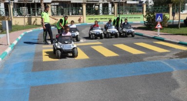 Haliliye belediyesi ile çocuklara trafik kültürü aşılanıyor (video)