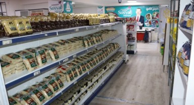 Karaköprü’de ihtiyaçlar sosyal markette gideriliyor (video)