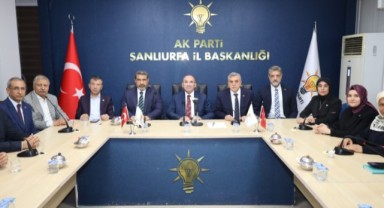 AK Parti il Başkanlığında toplantı