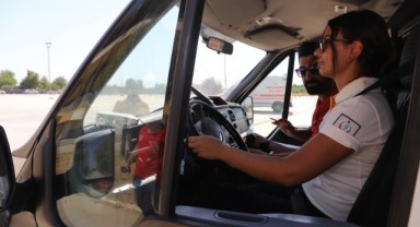 'Ambulans sürücüleri Vatandaşlardan ambulanslara yol vermelerini istiyoruz' (video)