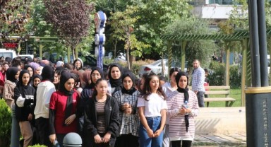 Büyükşehir’den öğrencilere dijital sinema etkinliği (video)