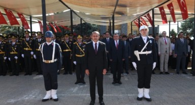 Cumhuriyet'in 100. yıl kutlamaları coşkuyla başladı (video)