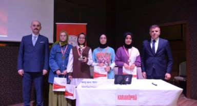 Cumhuriyetin 100. Yılı temalı bilgi yarışması finali yapıldı.