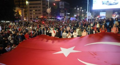 Şanlıurfa'da binlerce kişi sokaklara indi