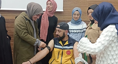 130 gönüllüye ilk yardım farkındalık eğitim verildi