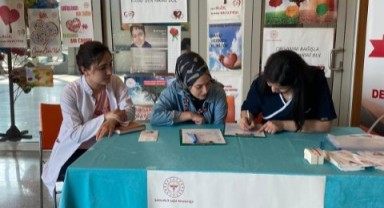 Birecik Devlet Hastanesinde organ bağış standı kuruldu (video)