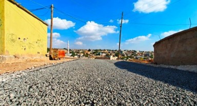 Eyyübiye’de Bir Mahalle Daha Yol Sevinci Yaşıyor (video)