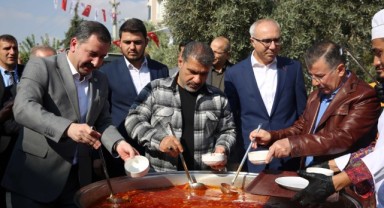 Karaköprü'de vatandaşlar kardeşlik ve dayanışma sofrasında buluştu (video)