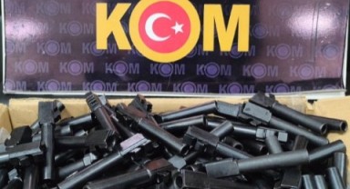 Şanlıurfa Polisi 507 tabanca namlusu ele geçirdi