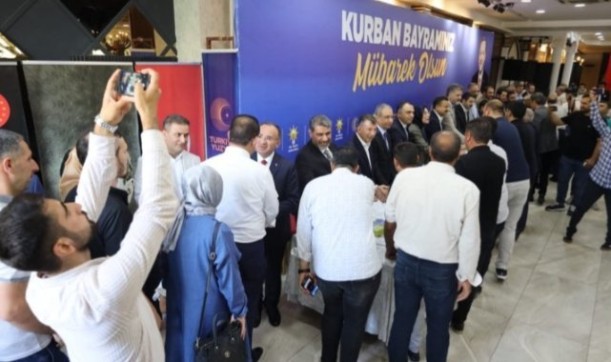 AK Parti Şanlıurfa Bayramlaşma Programı gerçekleştirildi