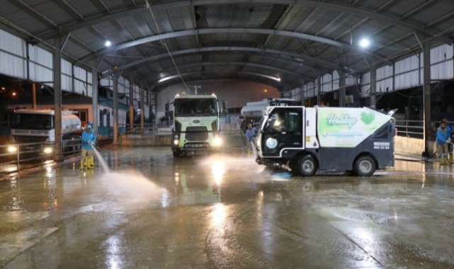 Haliliye Belediyesi 490 personeliyle sahadaki hummalı çalışmalarını devam ettiriyor (video)