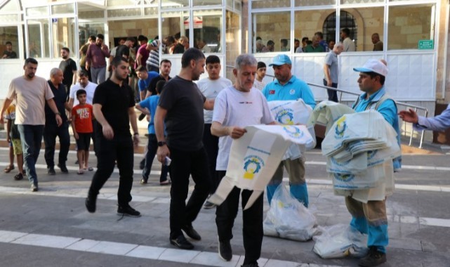 Haliliye belediyesi, bayramin ilk günü tüm ekipleriyle seferber oldu (Video)