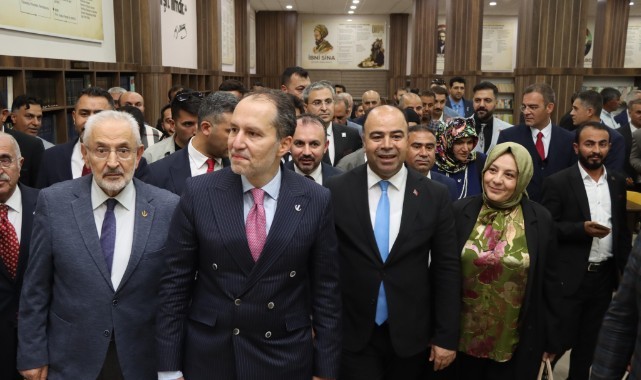 Karaköprü Belediyesi merkez kütüphanesi hizmete açıldı (video)