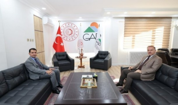 Rektör Güllüoğlu GAP İdaresi Başkanı Maral'ı ziyaret etti
