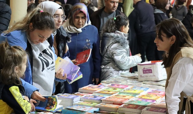 Şanlıurfa kitap fuarı rekor ziyaretçiyle sona erdi (video)