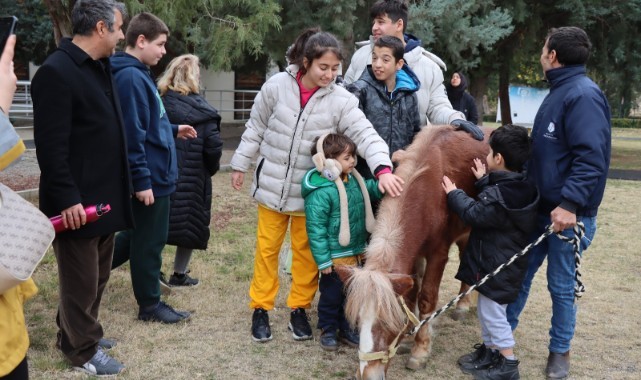 Atla terapi merkezi engelli bireylerin gelişimine katkı sağlıyor (video)