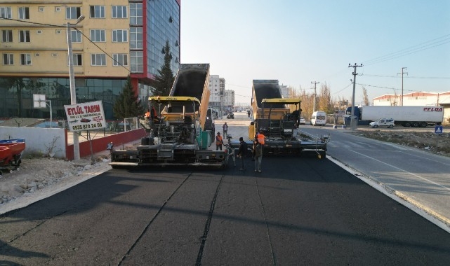 Büyükşehir konuklu‘da 1. etap asfaltlama çalışmalarını tamamladı (video)