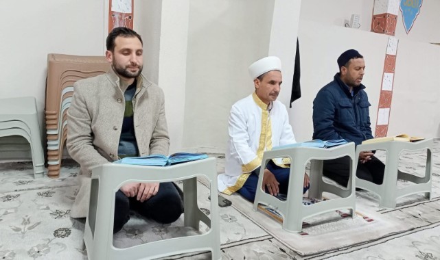 Sabah namazında buluştular