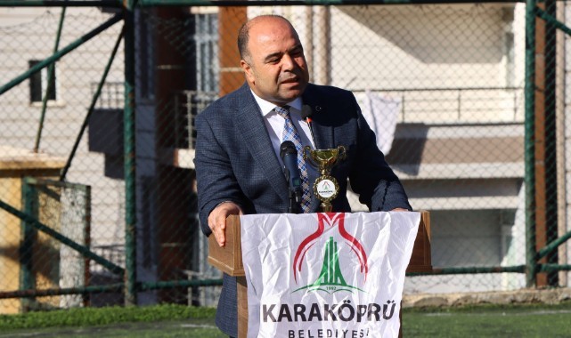 Karaköprü'de Minik Yetenekler Sahada Buluştu: Futbol Turnuvası Büyük İlgi Gördü! (video)