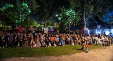 Urfa'da Festival Coşkusu Zirvede: Piyanodan Tiyatroya, Her Yerde Sanat Var!