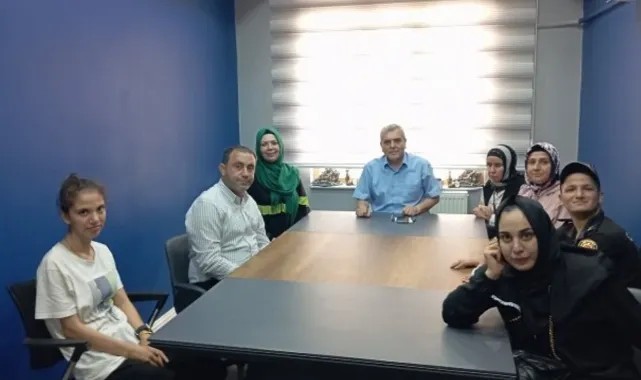 Şanlıurfa’da Engellilerden Eski Başkan Beyazgül’e Minnet Dolu Ziyaret