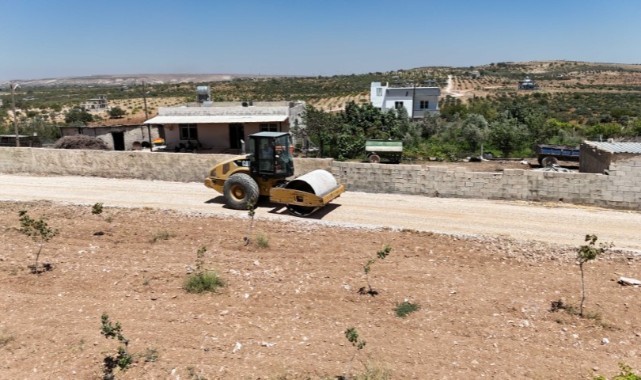 Şanlıurfa Karaköprü’de Köy İçi Yollar Yenileniyor