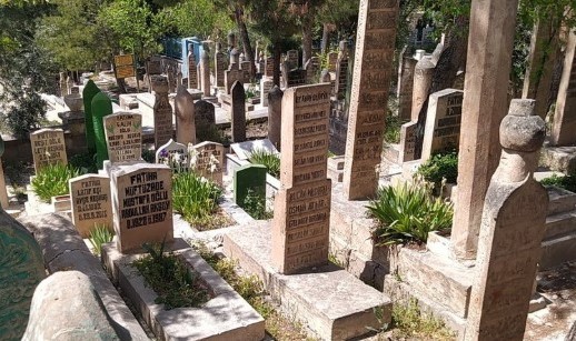 Edibe Yüzgen Hakk'ın Rahmetine Kavuştu!