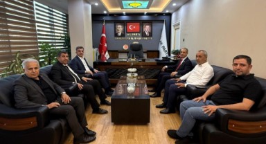 Şanlıurfa AK Parti’de Önemli Görüşme Gerçekleşti!