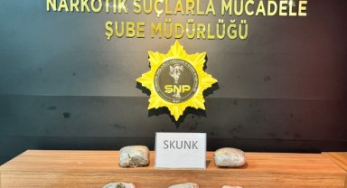 Şanlıurfa'da Uyuşturucu Operasyonu: 3,45 kilo skunk ele geçirildi!