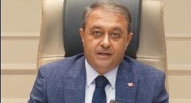 Şanlıurfa Valisi Hasan Şıldak, yeni eğitim-öğretim yılı vesilesiyle öğretmen ve okul yöneticilerine canlı yayın aracılığıyla seslenerek önemli mesajlar verdi!