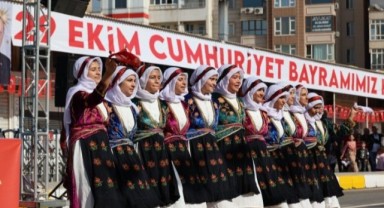 Şanlıurfa’da 29 Ekim Coşkusuna Yoğun Katılım!