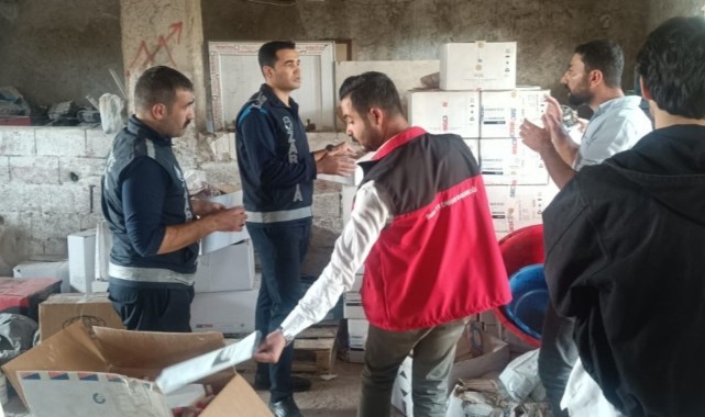 Şanlıurfa Eyyübiye’de Ruhsatsız Zirai İlaç Deposu Mühürlendi!