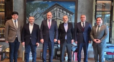 Başkan Gülpınar Albayrak Holding Yöneticileriyle Bir Araya Geldi