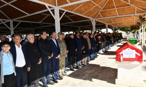 Kıbrıs Gazisi Mahmut Güç’ün Cenazesi Şanlıurfa’da Toprağa Verildi!