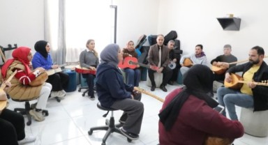 Şanlıurfa Eyyübiye’de Gençlere Eğitim ve Teknoloji Desteği!