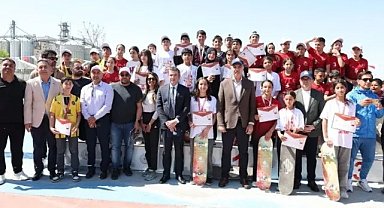 Mehmet Kuş’tan Kaykay Yarışlarına Destek: “Gençler İçin Büyük Bir Heyecan”