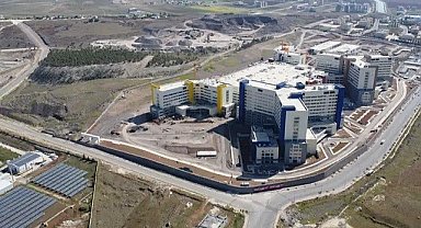 Şanlıurfa’da şehir hastanesi çalışmaları nedeniyle trafik füzenlemesi