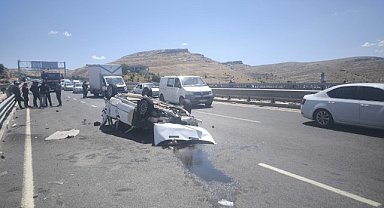Şanlıurfa Haliliye’de Feci Kaza 6 Kişi Yaralandı
