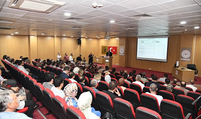 Vali Şıldak, Şanlıurfa’daki Sağlık Yöneticileriyle Toplantı Gerçekleştirdi